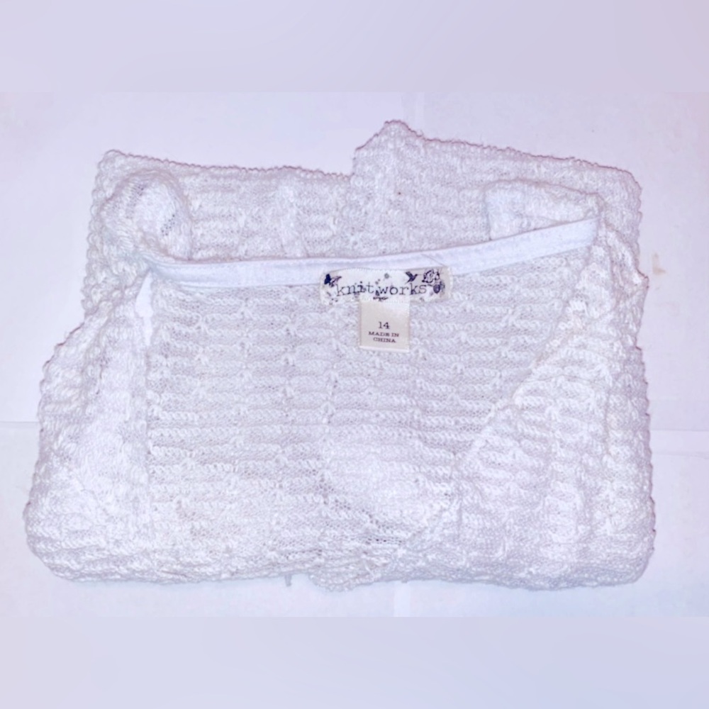 White Short Sleeve over top, Brand (Knitworks) Size (14)